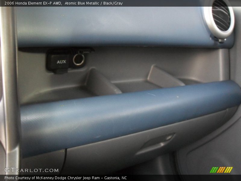Atomic Blue Metallic / Black/Gray 2006 Honda Element EX-P AWD