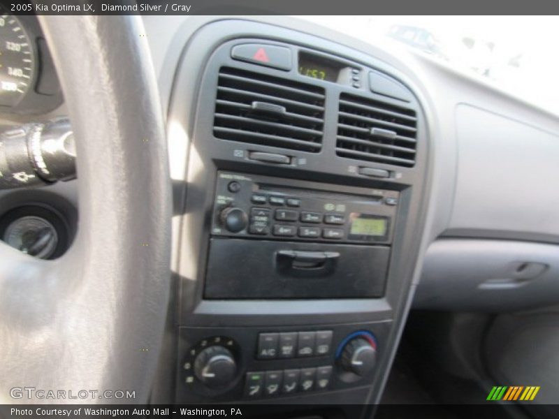 Diamond Silver / Gray 2005 Kia Optima LX