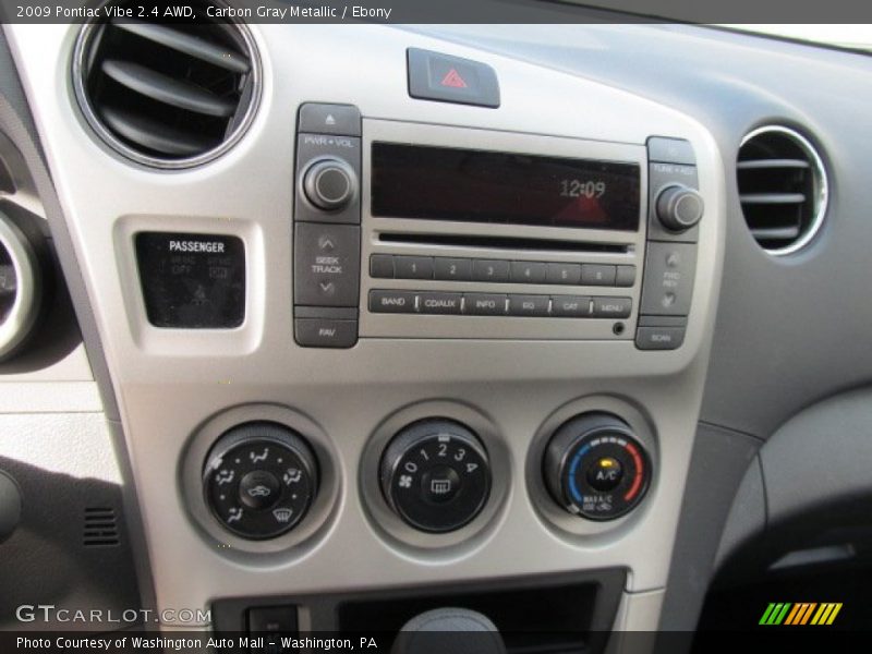 Carbon Gray Metallic / Ebony 2009 Pontiac Vibe 2.4 AWD