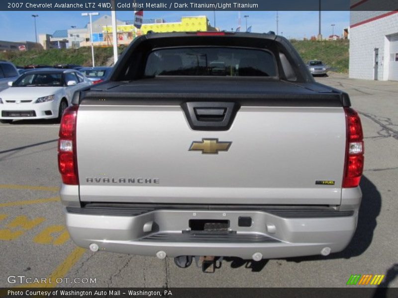 Gold Mist Metallic / Dark Titanium/Light Titanium 2007 Chevrolet Avalanche LTZ 4WD