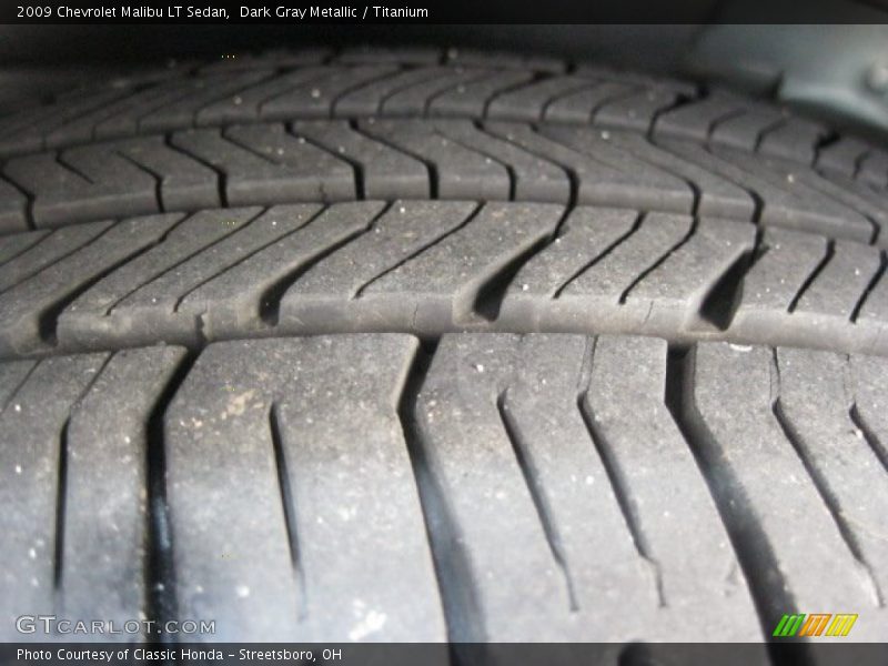 Dark Gray Metallic / Titanium 2009 Chevrolet Malibu LT Sedan