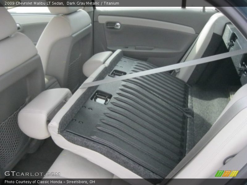 Dark Gray Metallic / Titanium 2009 Chevrolet Malibu LT Sedan