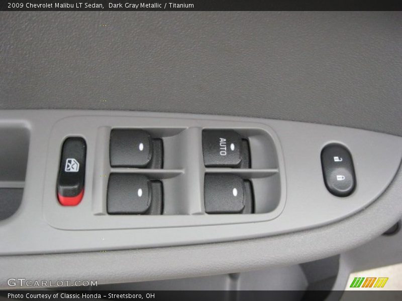 Dark Gray Metallic / Titanium 2009 Chevrolet Malibu LT Sedan
