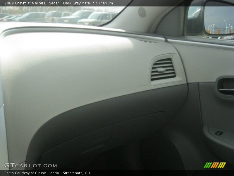 Dark Gray Metallic / Titanium 2009 Chevrolet Malibu LT Sedan
