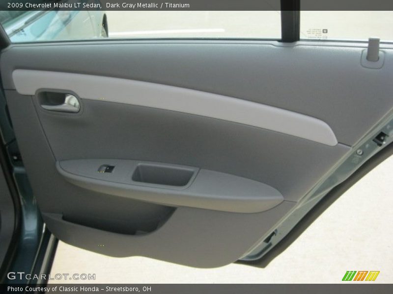 Dark Gray Metallic / Titanium 2009 Chevrolet Malibu LT Sedan