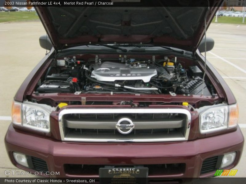 Merlot Red Pearl / Charcoal 2003 Nissan Pathfinder LE 4x4