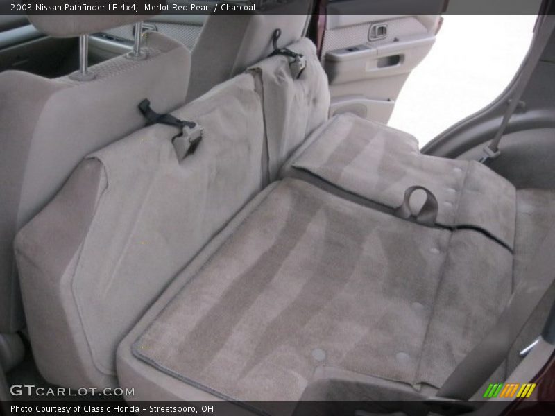 Merlot Red Pearl / Charcoal 2003 Nissan Pathfinder LE 4x4