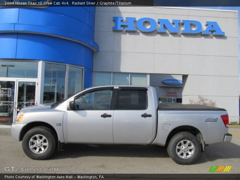 Radiant Silver / Graphite/Titanium 2004 Nissan Titan XE Crew Cab 4x4