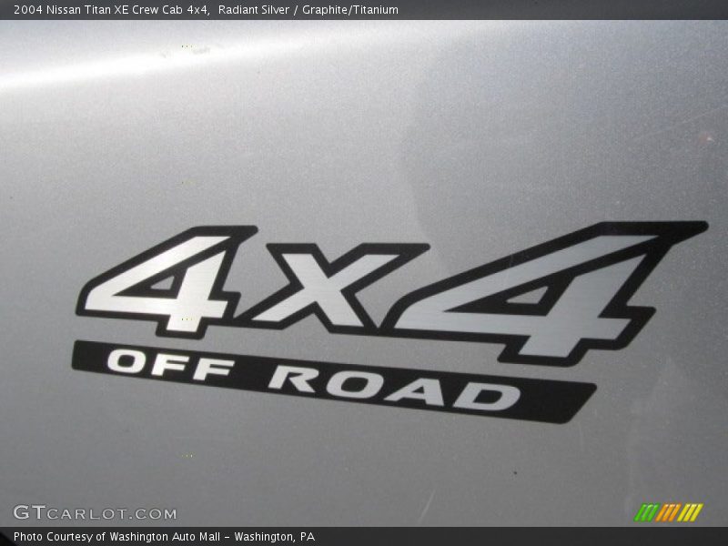 Radiant Silver / Graphite/Titanium 2004 Nissan Titan XE Crew Cab 4x4