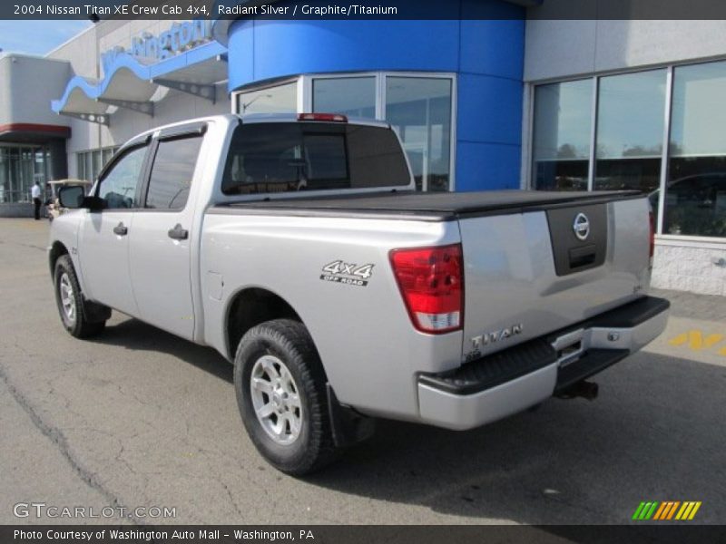Radiant Silver / Graphite/Titanium 2004 Nissan Titan XE Crew Cab 4x4