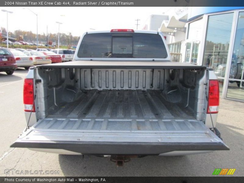 Radiant Silver / Graphite/Titanium 2004 Nissan Titan XE Crew Cab 4x4