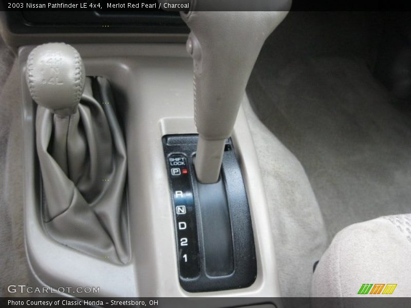 Merlot Red Pearl / Charcoal 2003 Nissan Pathfinder LE 4x4