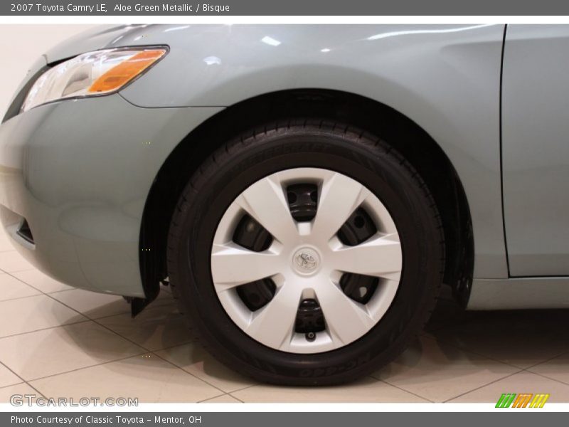 Aloe Green Metallic / Bisque 2007 Toyota Camry LE