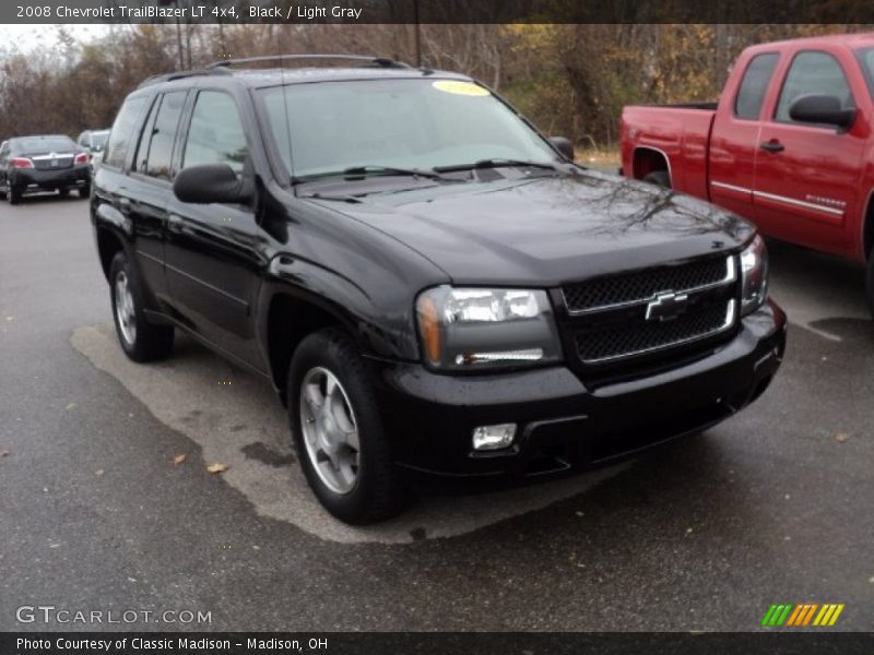 Black / Light Gray 2008 Chevrolet TrailBlazer LT 4x4