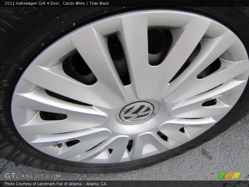 Candy White / Titan Black 2011 Volkswagen Golf 4 Door