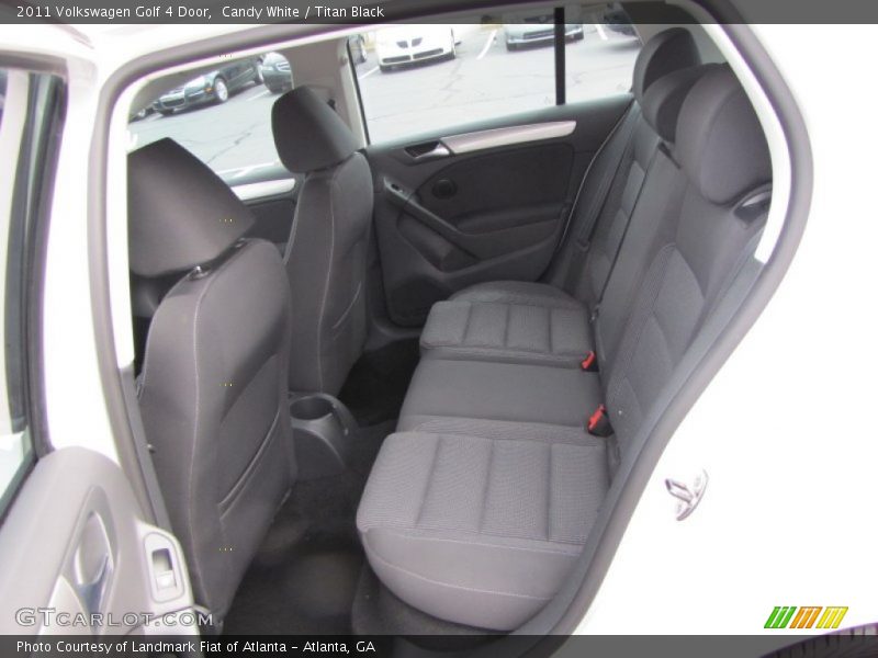 Candy White / Titan Black 2011 Volkswagen Golf 4 Door