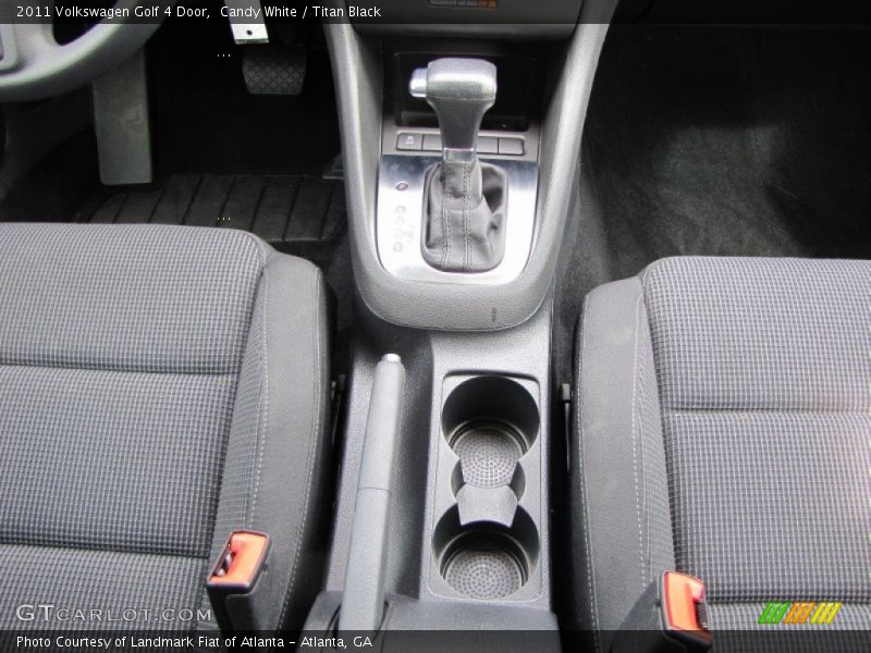 Candy White / Titan Black 2011 Volkswagen Golf 4 Door