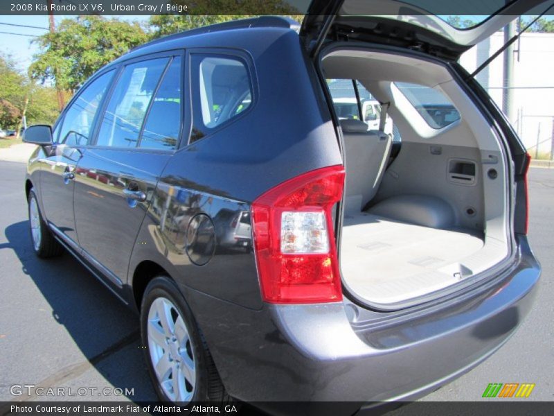 Urban Gray / Beige 2008 Kia Rondo LX V6