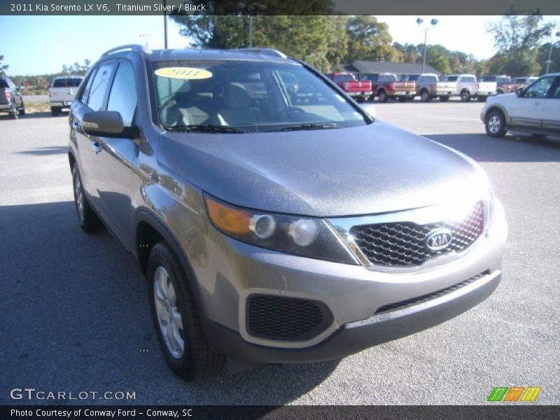 Titanium Silver / Black 2011 Kia Sorento LX V6