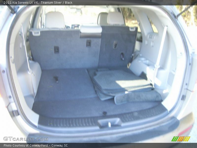 Titanium Silver / Black 2011 Kia Sorento LX V6