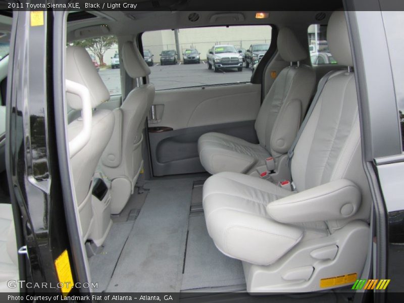 Black / Light Gray 2011 Toyota Sienna XLE