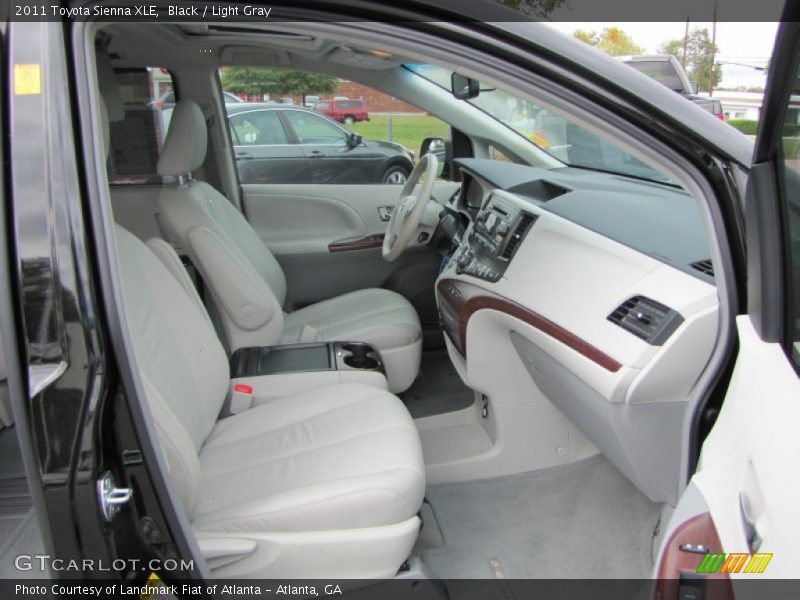 Black / Light Gray 2011 Toyota Sienna XLE