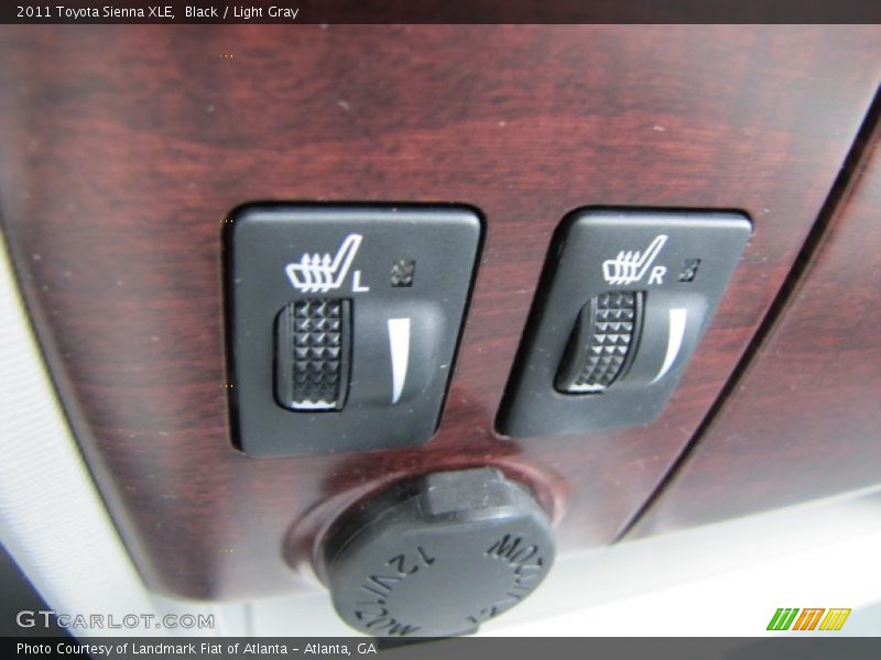 Black / Light Gray 2011 Toyota Sienna XLE