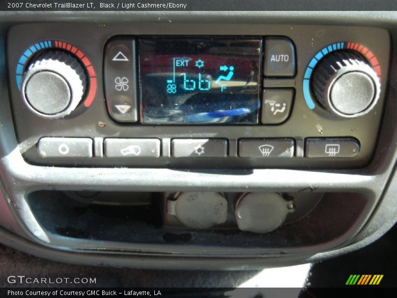 Black / Light Cashmere/Ebony 2007 Chevrolet TrailBlazer LT