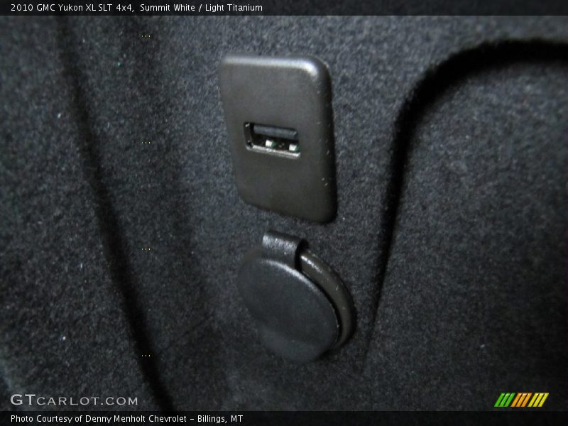 Summit White / Light Titanium 2010 GMC Yukon XL SLT 4x4