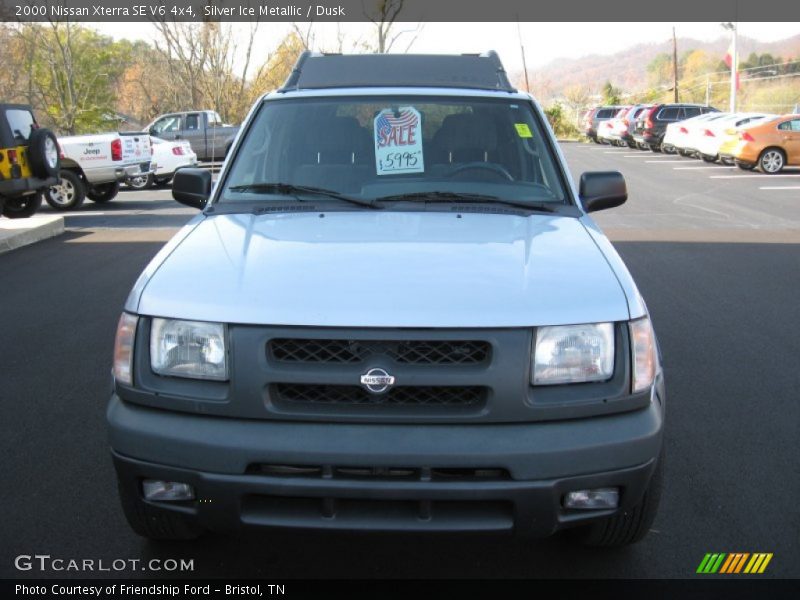 Silver Ice Metallic / Dusk 2000 Nissan Xterra SE V6 4x4