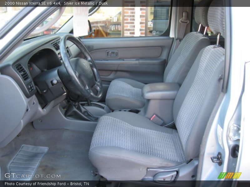 Silver Ice Metallic / Dusk 2000 Nissan Xterra SE V6 4x4