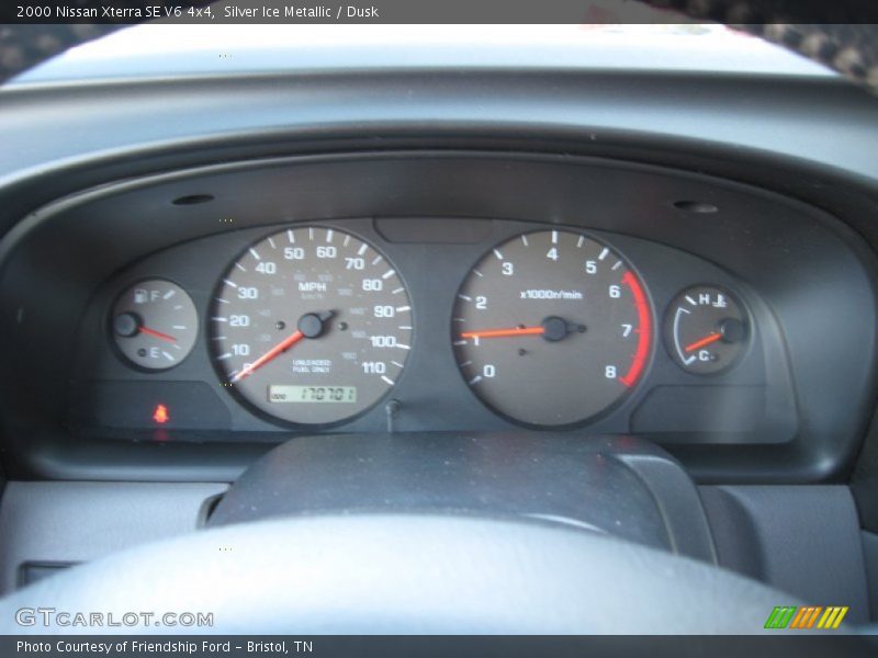 Silver Ice Metallic / Dusk 2000 Nissan Xterra SE V6 4x4