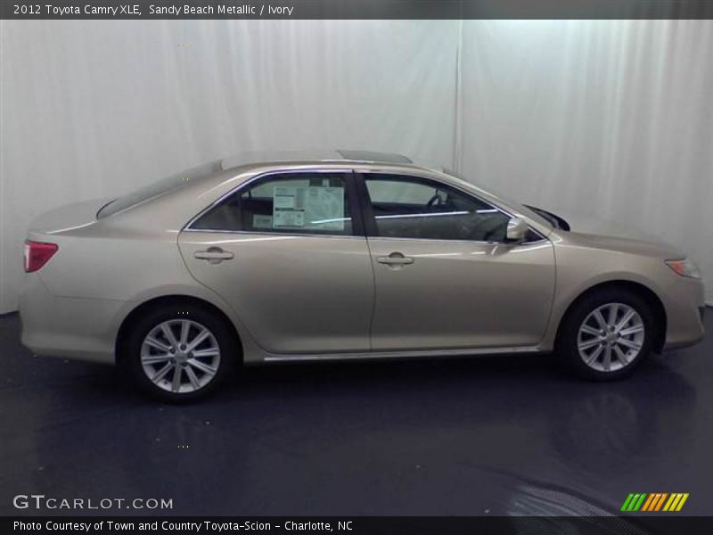 Sandy Beach Metallic / Ivory 2012 Toyota Camry XLE