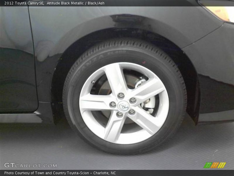 Attitude Black Metallic / Black/Ash 2012 Toyota Camry SE