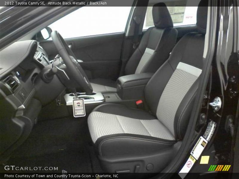 Attitude Black Metallic / Black/Ash 2012 Toyota Camry SE