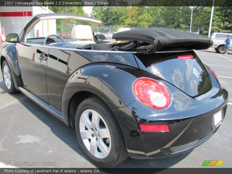 Black / Cream 2007 Volkswagen New Beetle 2.5 Convertible