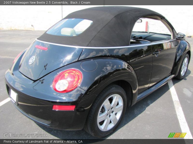 Black / Cream 2007 Volkswagen New Beetle 2.5 Convertible