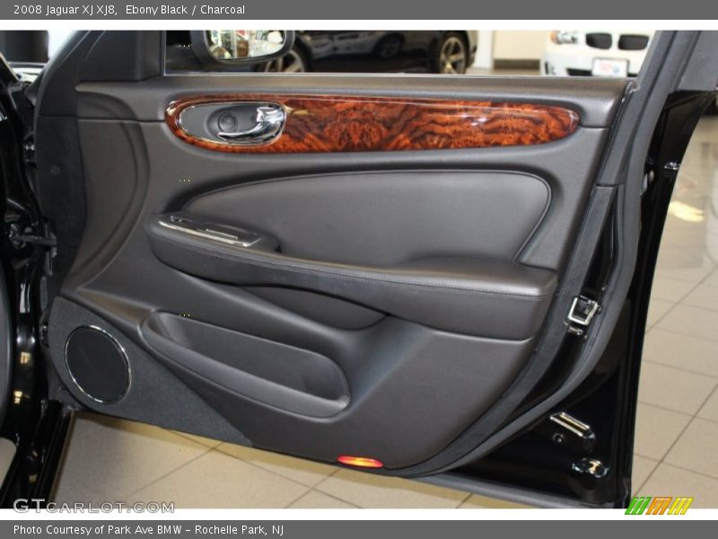 Ebony Black / Charcoal 2008 Jaguar XJ XJ8