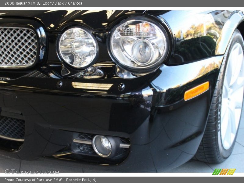 Ebony Black / Charcoal 2008 Jaguar XJ XJ8