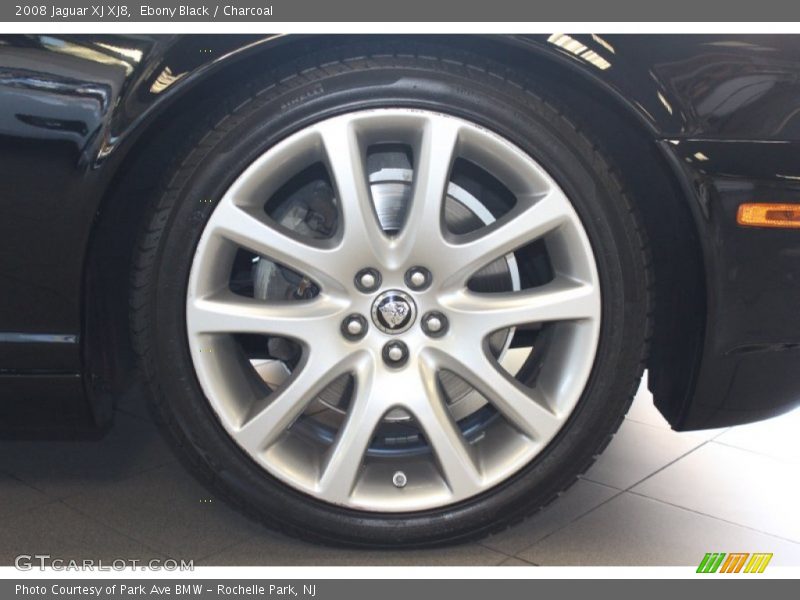  2008 XJ XJ8 Wheel