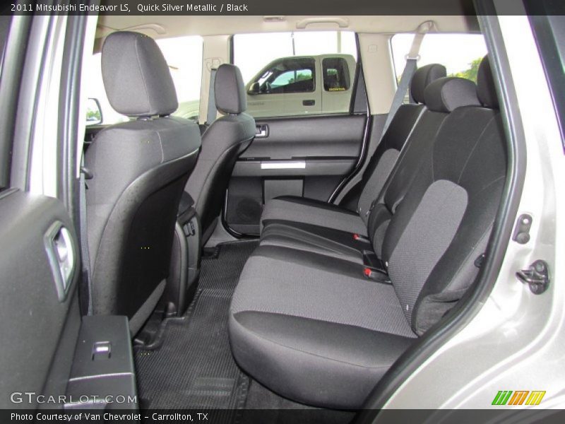  2011 Endeavor LS Black Interior