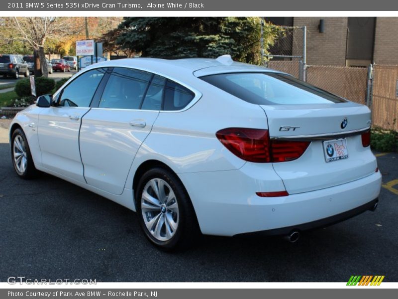 Alpine White / Black 2011 BMW 5 Series 535i xDrive Gran Turismo