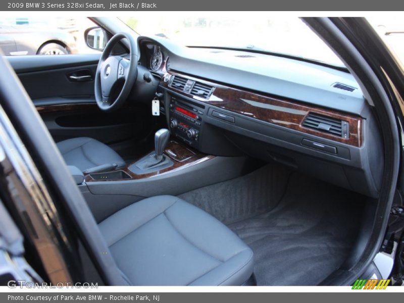 Jet Black / Black 2009 BMW 3 Series 328xi Sedan