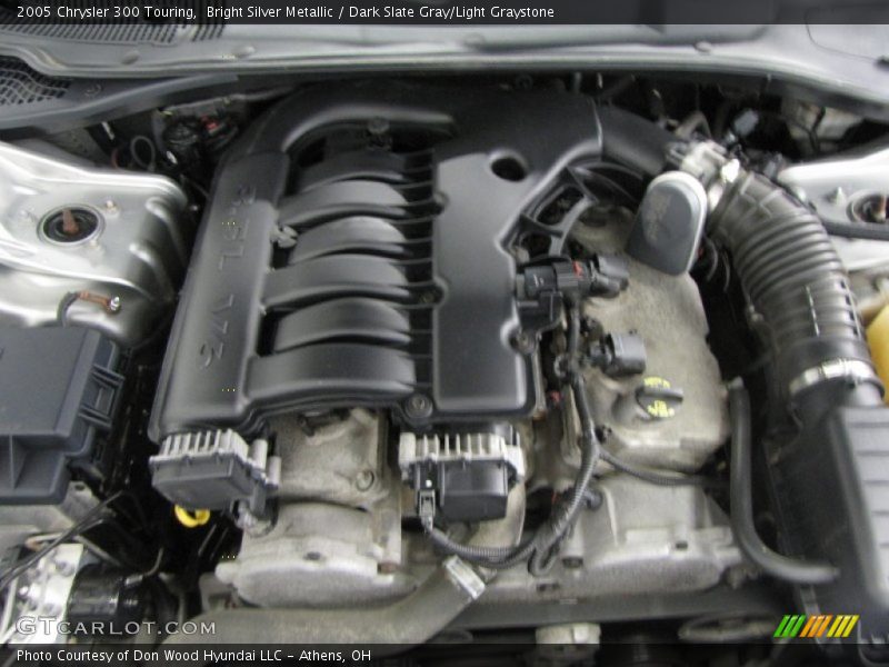 Bright Silver Metallic / Dark Slate Gray/Light Graystone 2005 Chrysler 300 Touring
