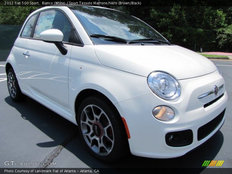 Front 3/4 View of 2012 500 Sport