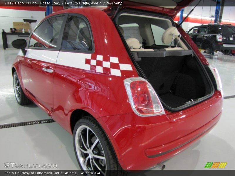 Rosso (Red) / Tessuto Grigio/Avorio (Grey/Ivory) 2012 Fiat 500 Pop