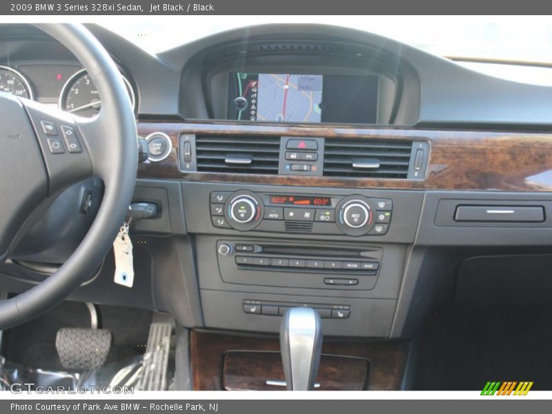Jet Black / Black 2009 BMW 3 Series 328xi Sedan
