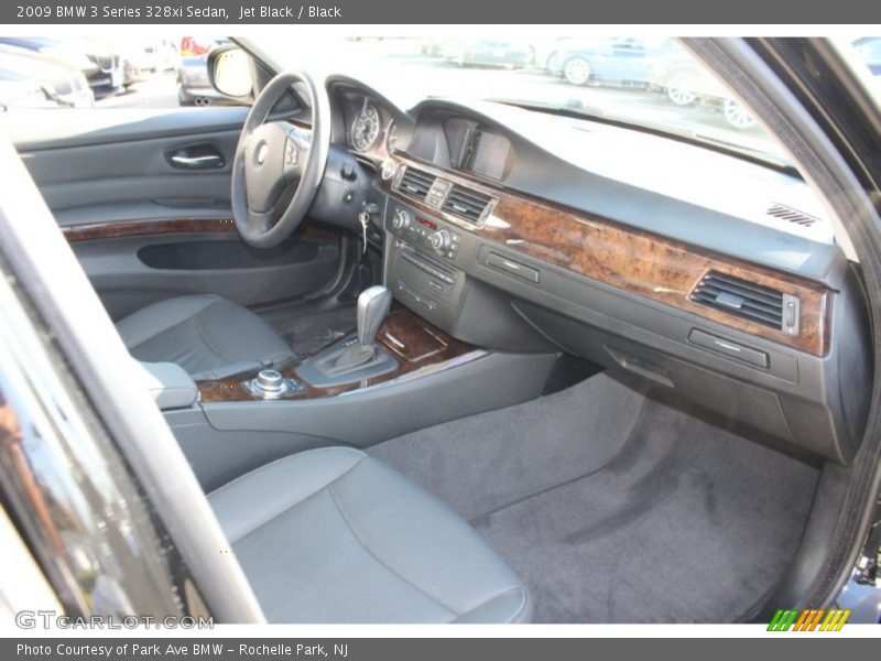 Jet Black / Black 2009 BMW 3 Series 328xi Sedan