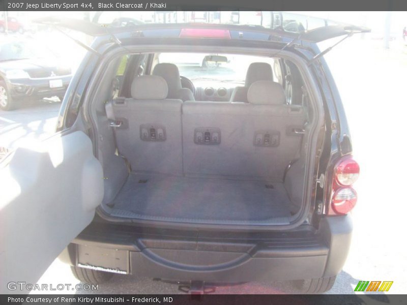 Black Clearcoat / Khaki 2007 Jeep Liberty Sport 4x4