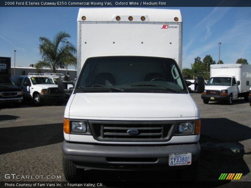 Oxford White / Medium Flint 2006 Ford E Series Cutaway E350 Commercial Moving Van